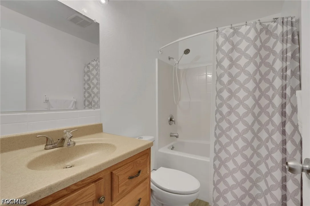 Photo of 2431 Lippincott Road