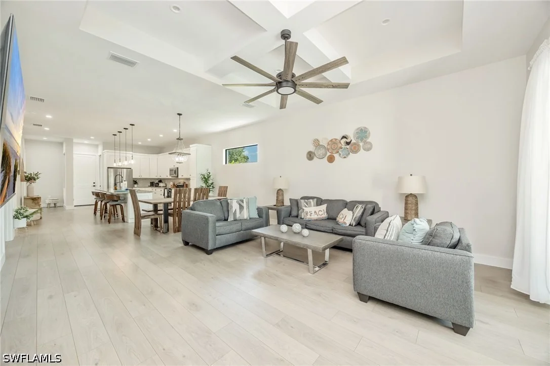 Photo of 3552 Hibiscus Avenue