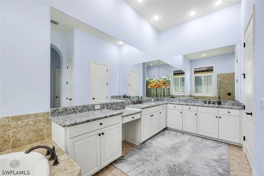 Photo of 9461 Napoli Lane