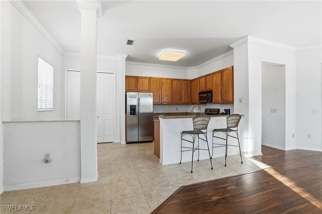 Photo of Unit 604 at 970 Peggy Circle