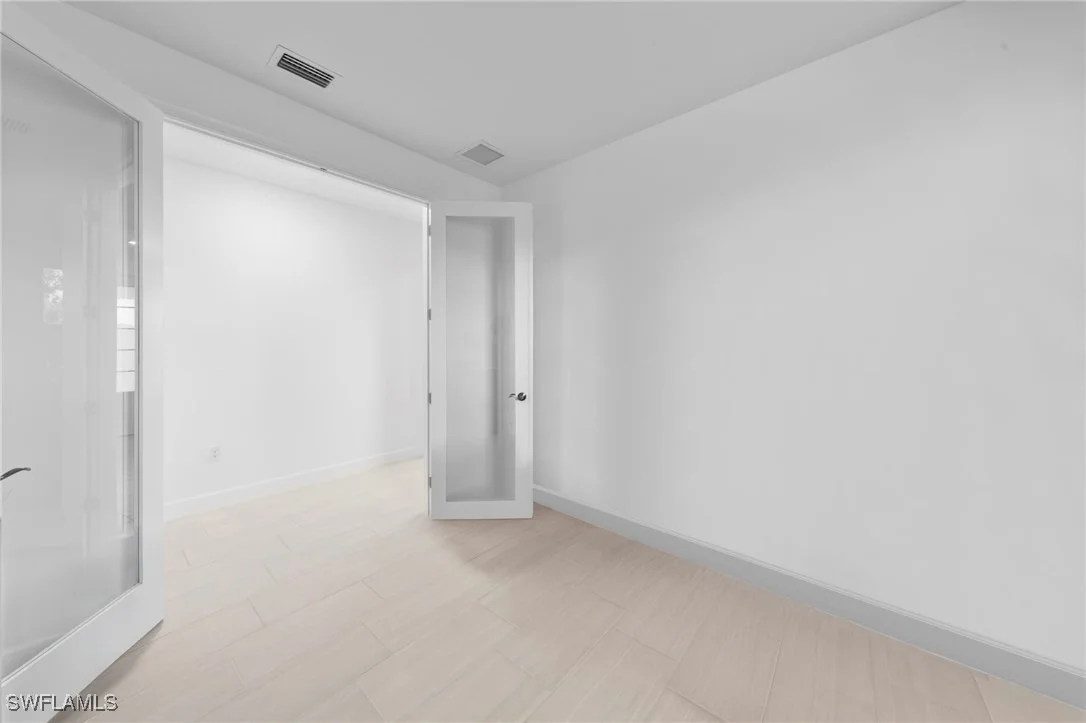 Photo of 42051 Edgewater Drive