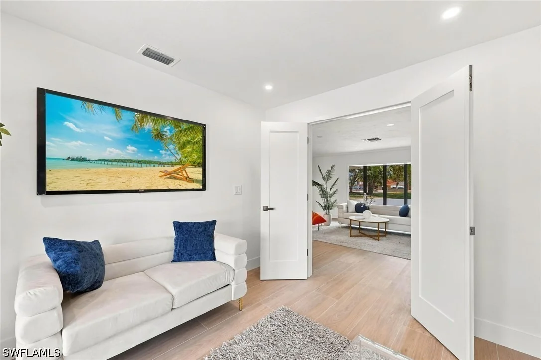 Photo of 2353 Abbey Court
