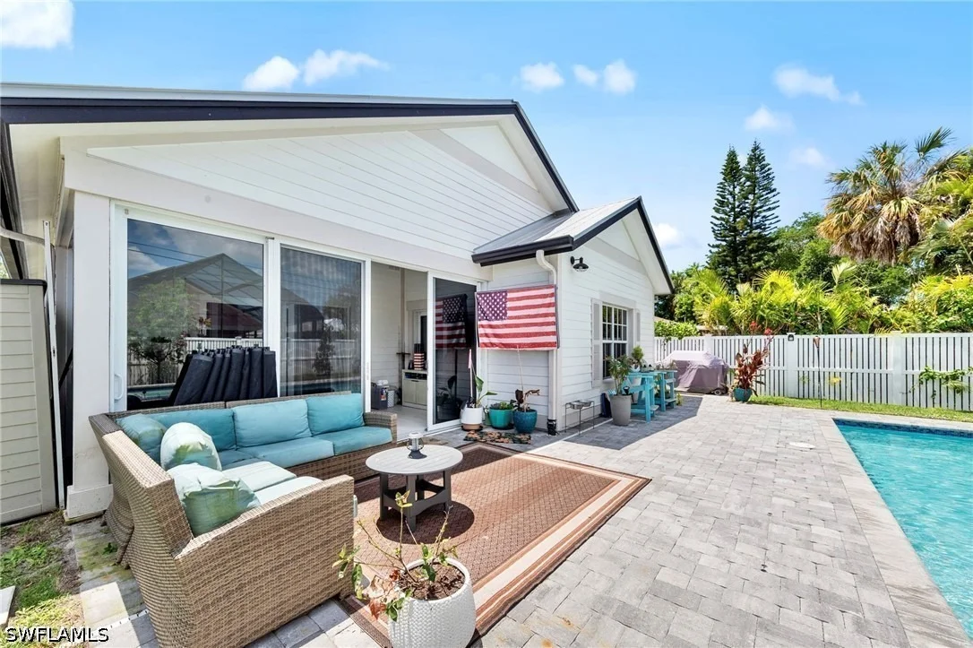Photo of 861 97th Avenue N