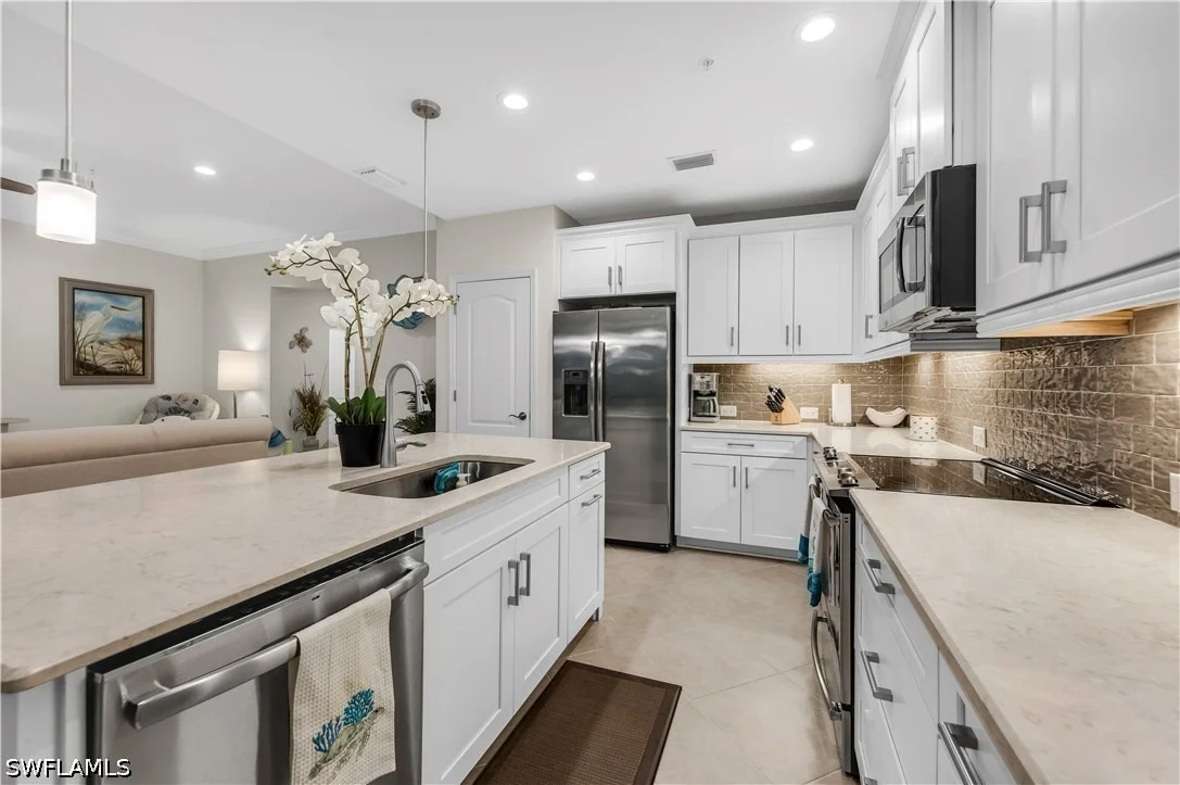 Photo of Unit 1702 at 6959 Avalon Circle