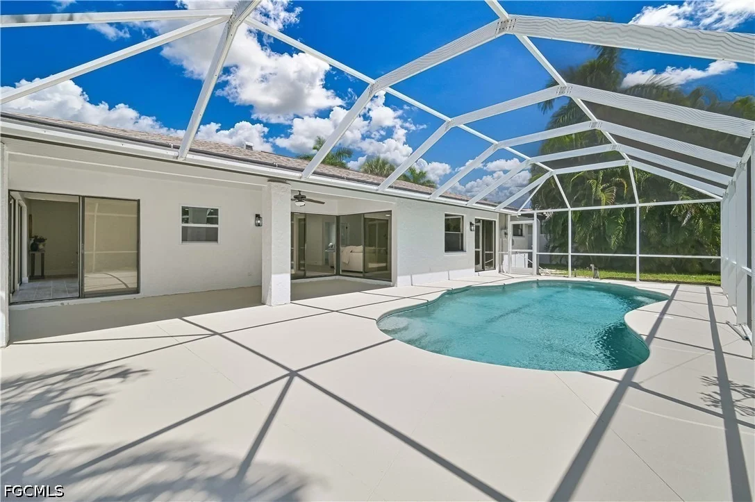 Photo of 3735 SE 3rd Place