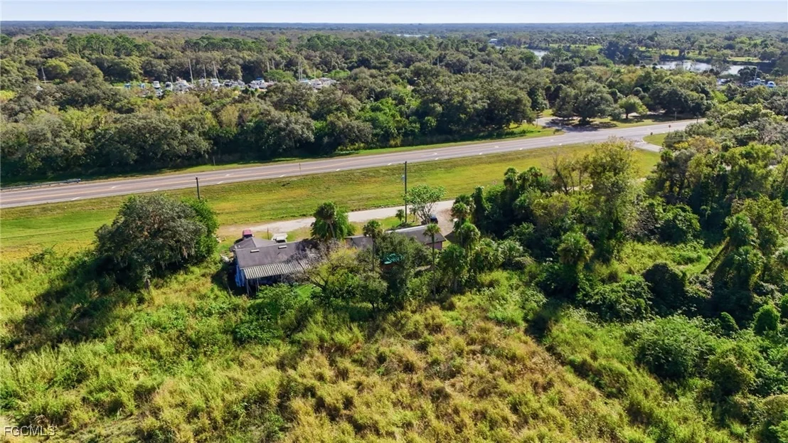 Photo of 829 N Bridge Street