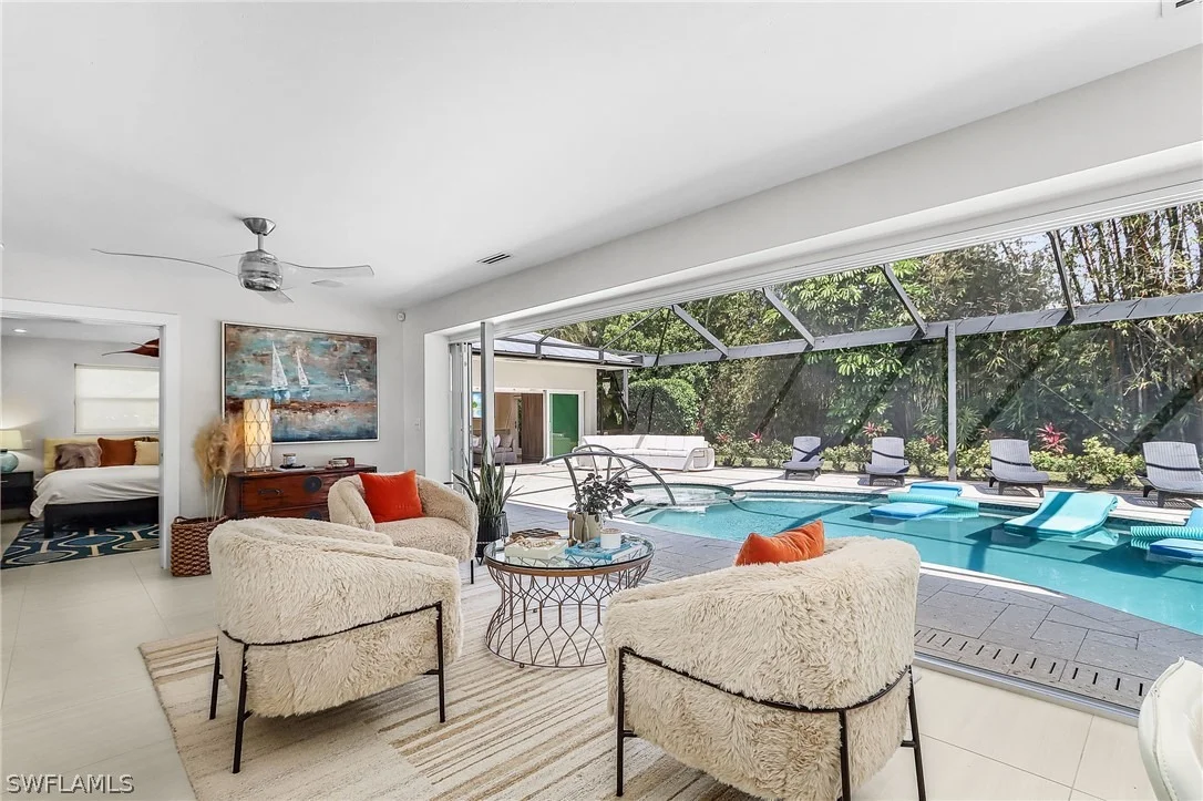 Photo of 1390 Mandarin Road