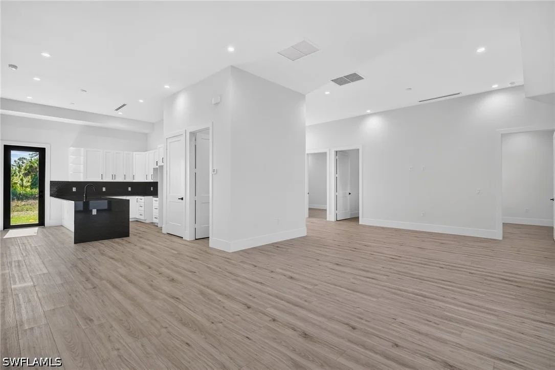 Photo of 4164 Everglades Boulevard N