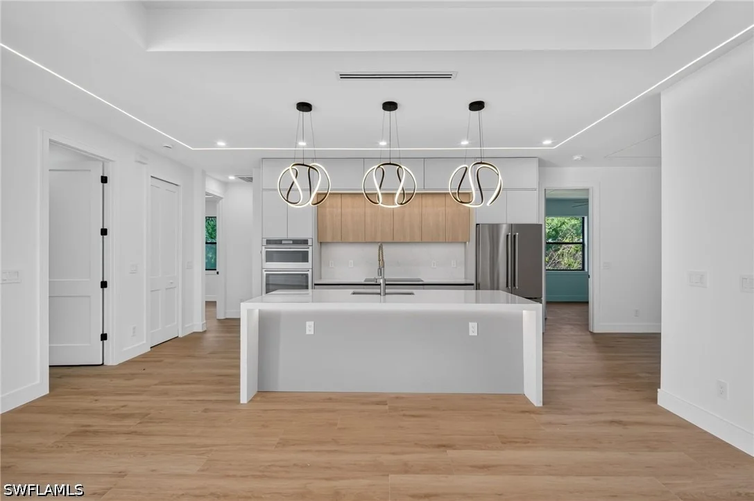 Photo of 533 6th Street SE