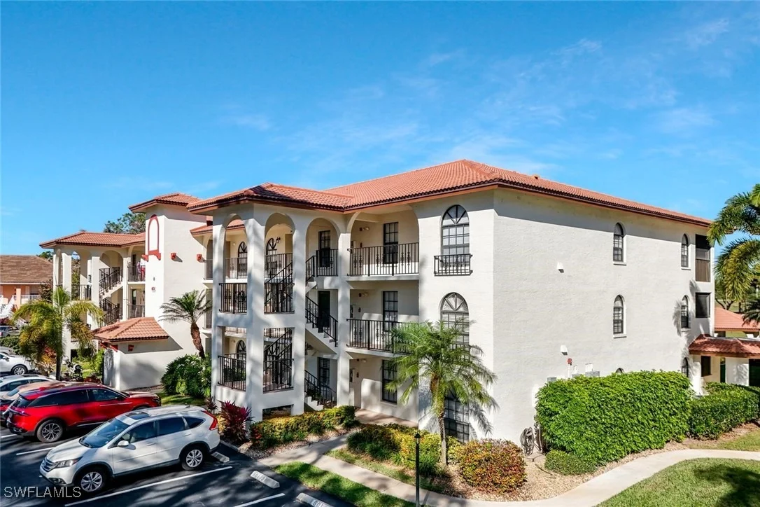 Photo of Unit 6014 at 601 Augusta Boulevard