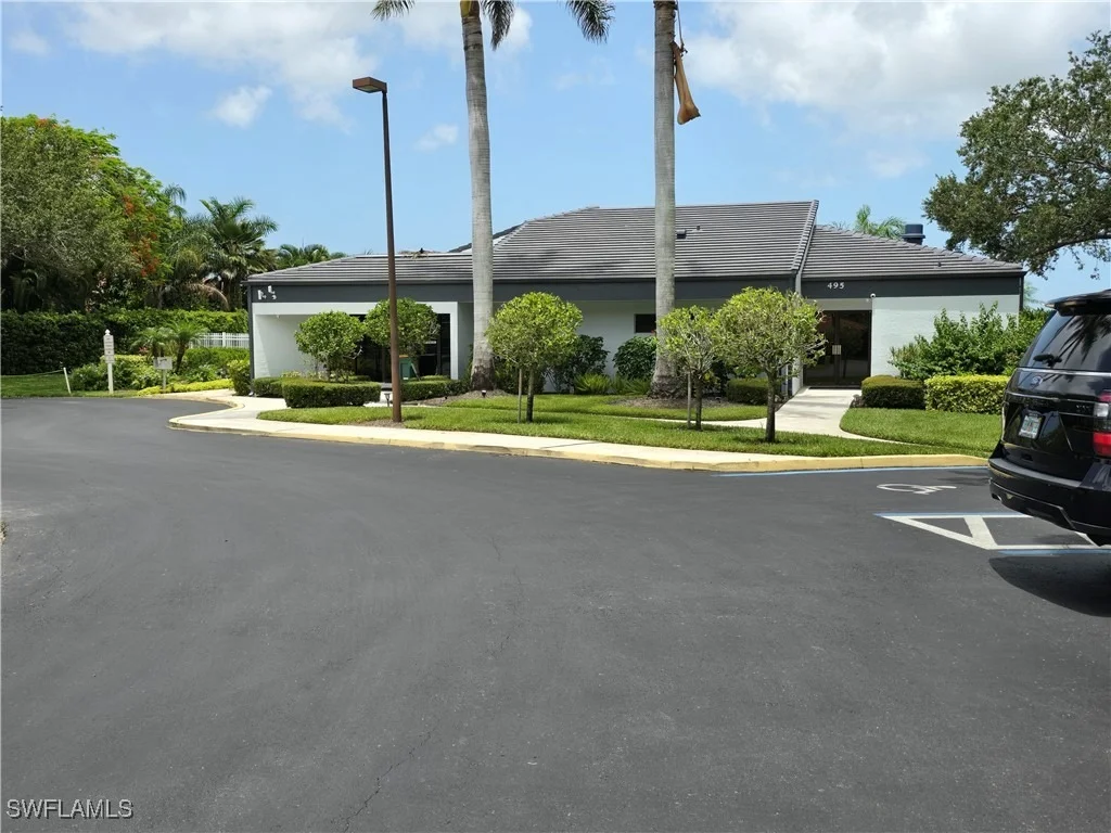 Photo of Unit 203 at 605 Squire Circle