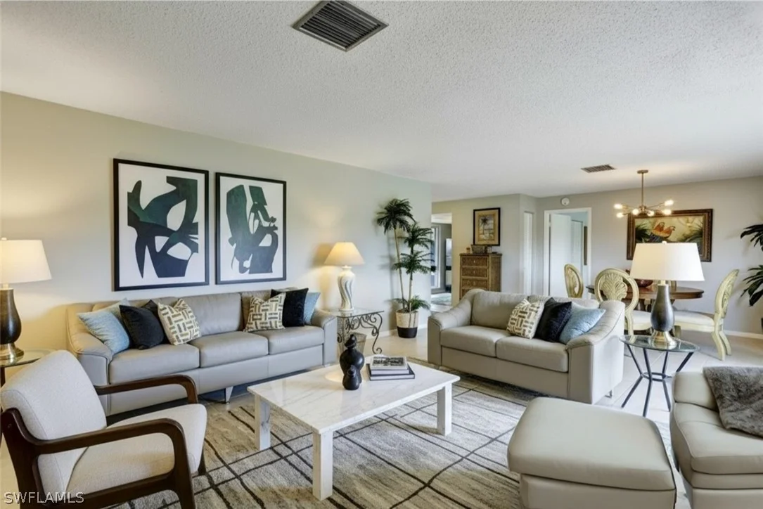 Photo of Unit 732 at 355 Palm Drive