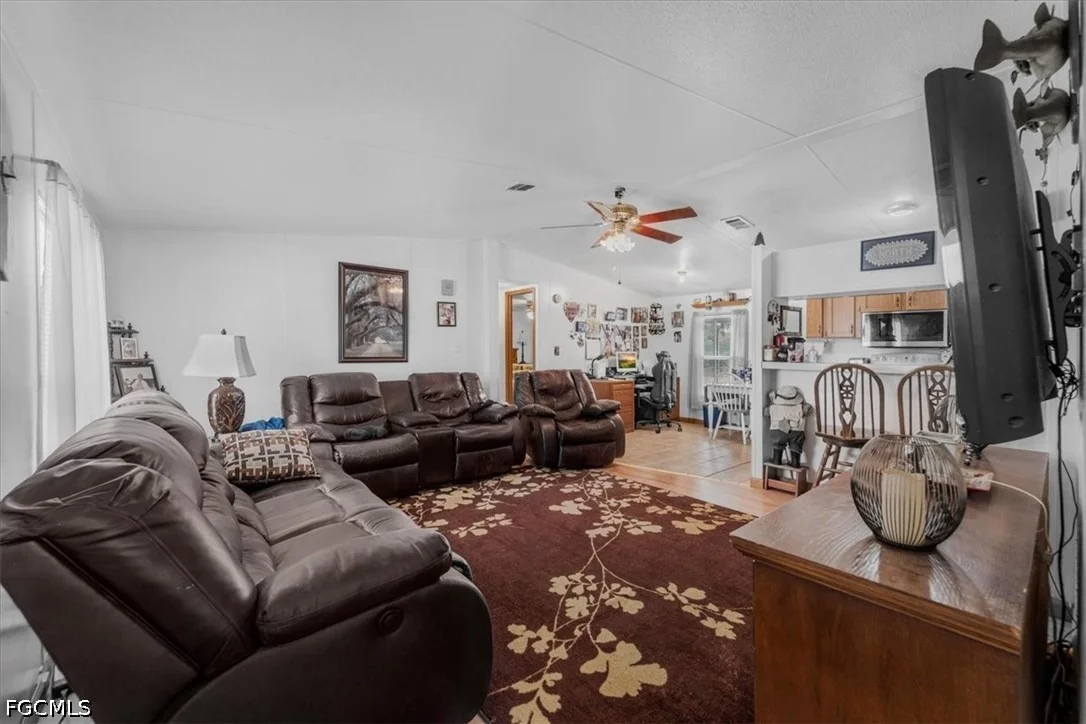 Photo of 1537 Jerdik Drive