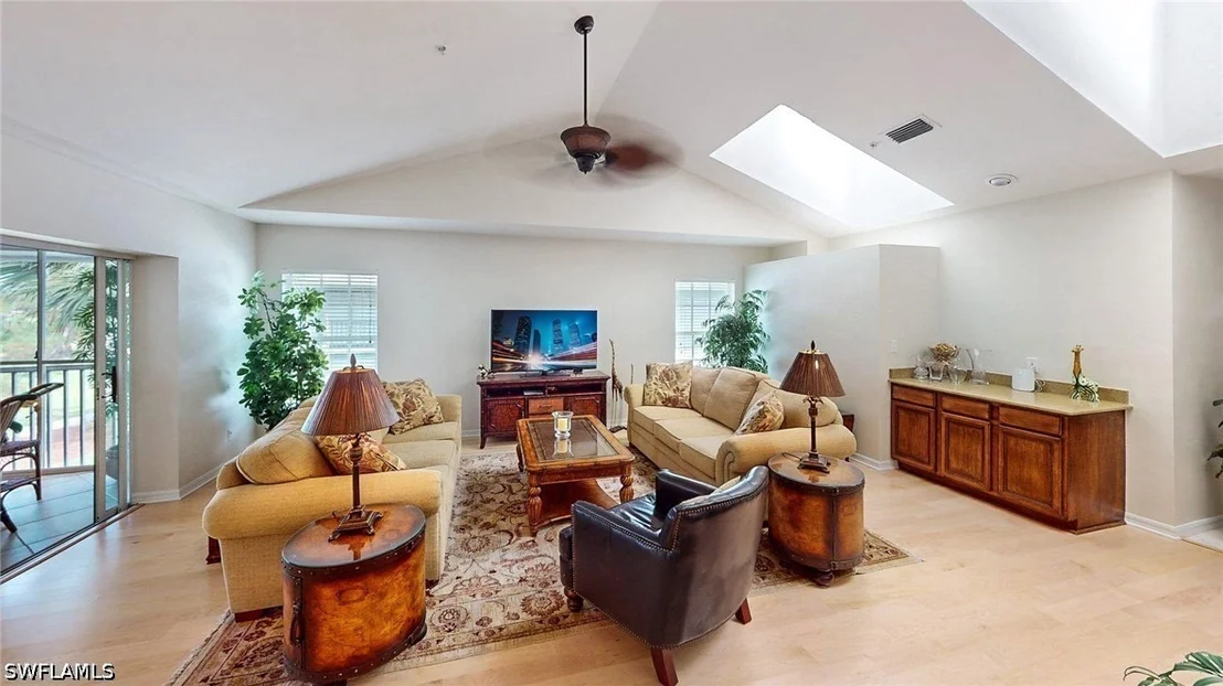 Photo of Unit 303 at 776 Eagle Creek Drive