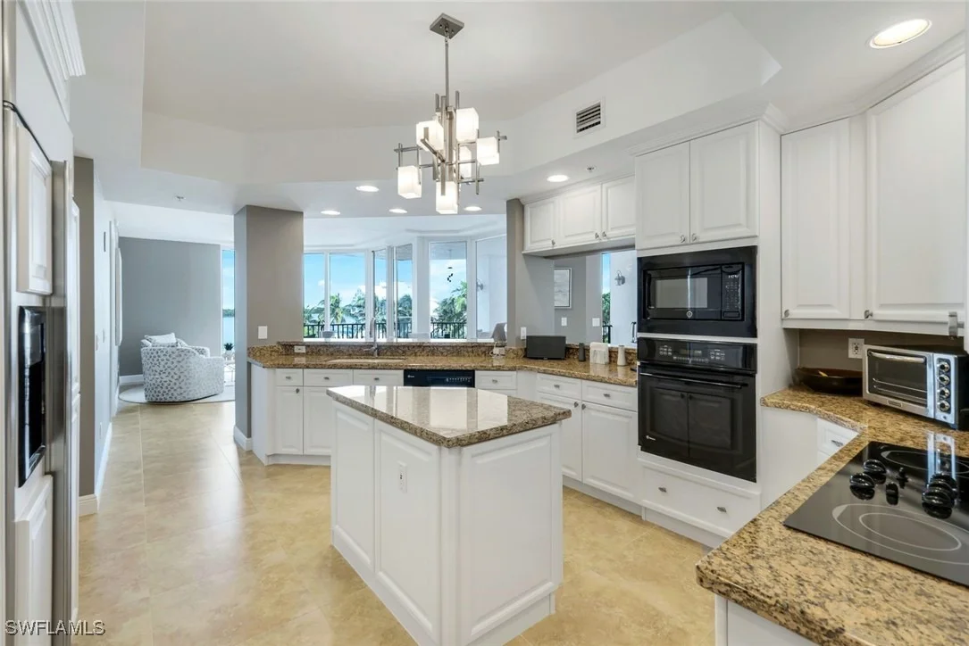 Photo of Unit 206 at 700 La Peninsula Boulevard