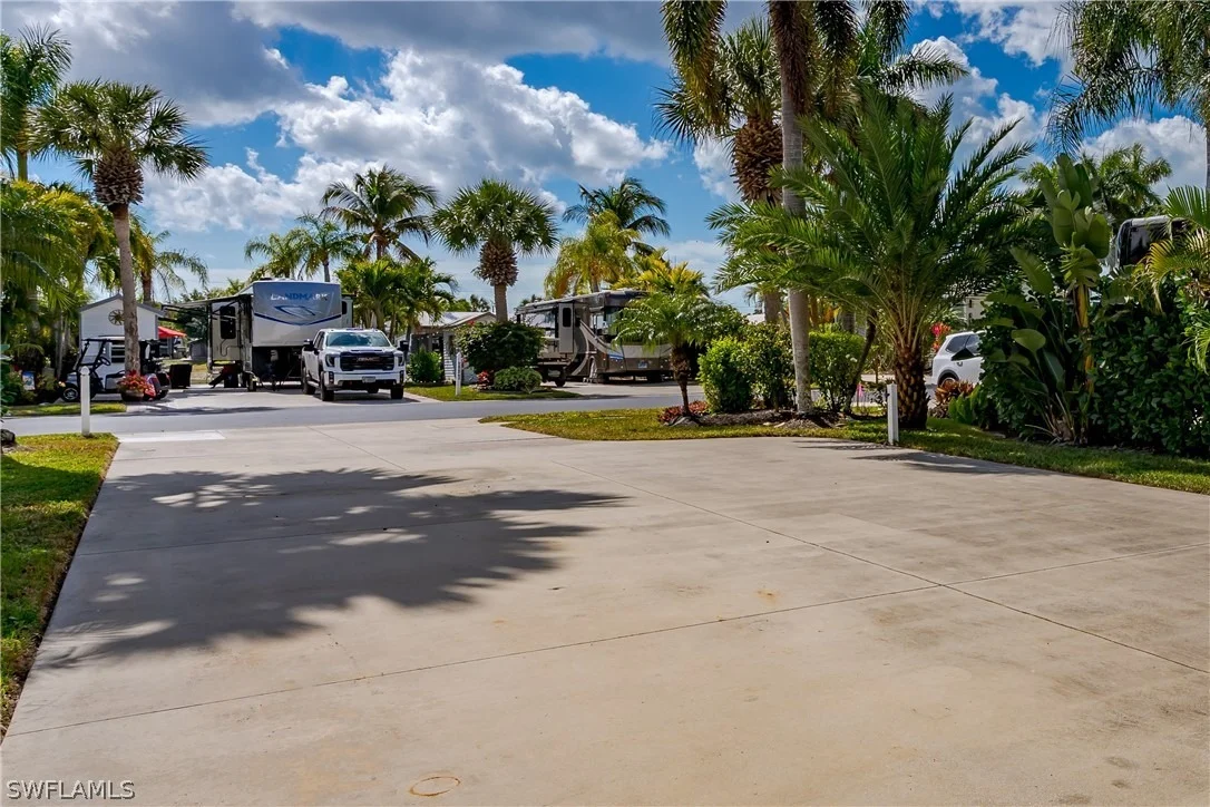 Photo of 1076 Diamond Lake Circle