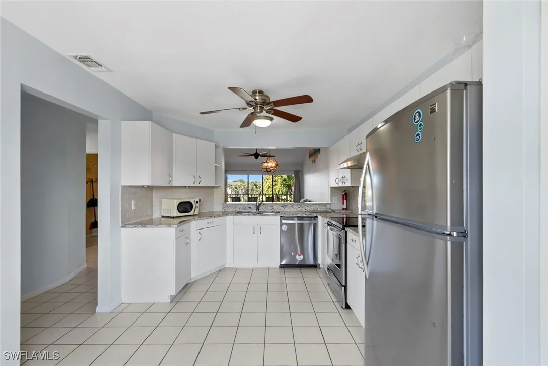 Photo of Unit 1108 at 121 Gabriel Circle