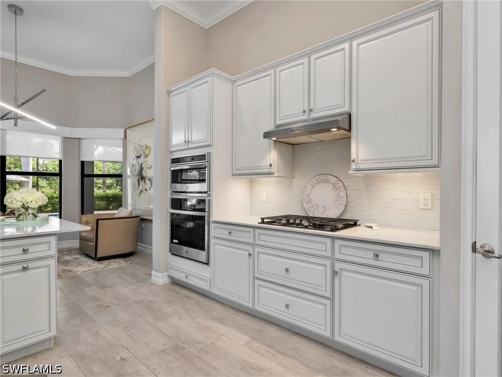 Photo of 2227 Somerset Place
