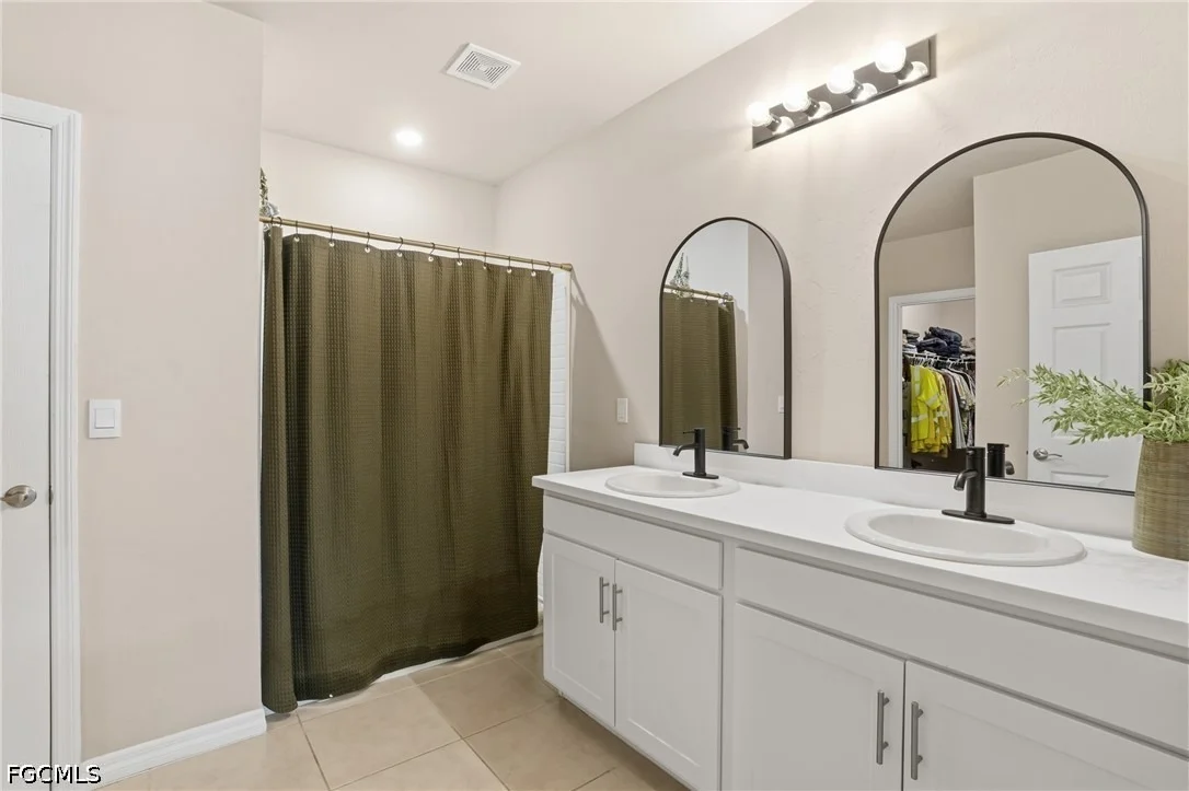 Photo of 1236 March Lane