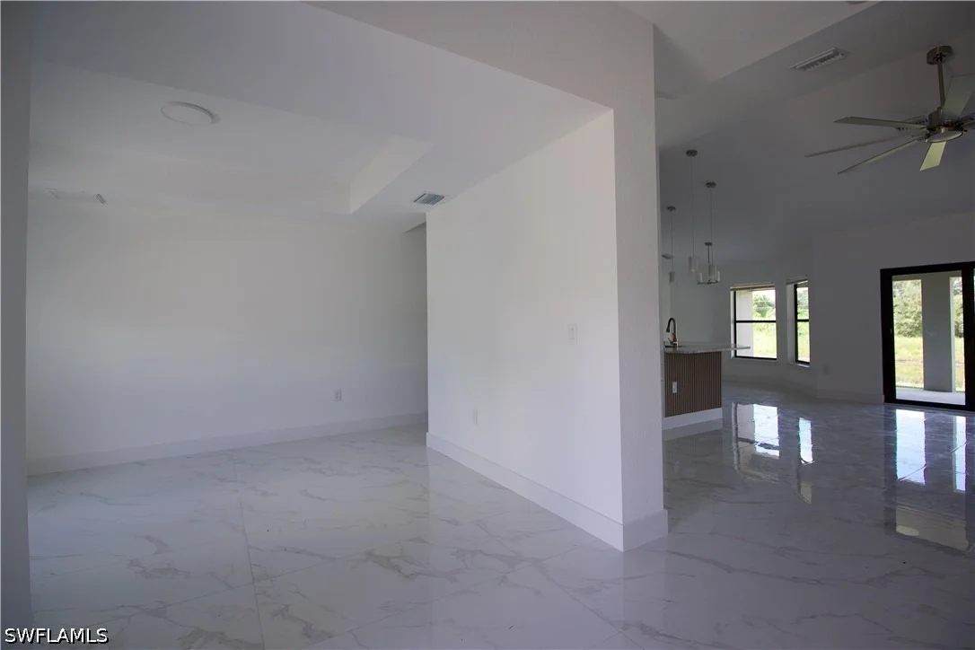 Photo of 118 Parish Drive