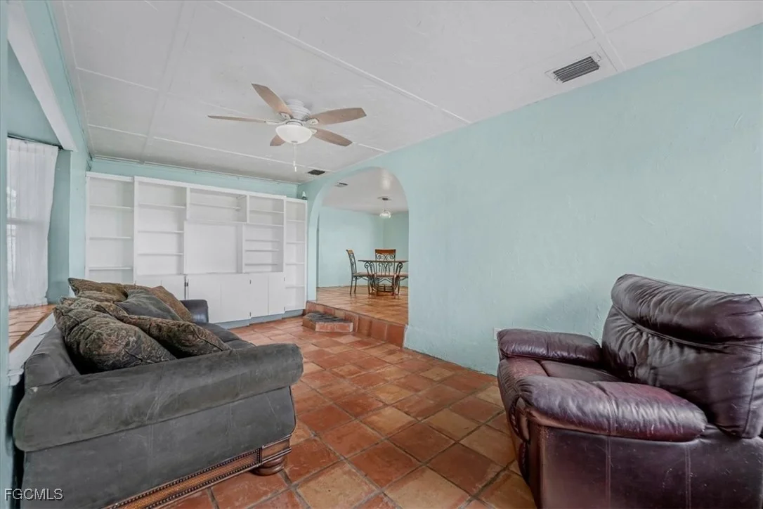 Photo of 1083 Sunset Strip
