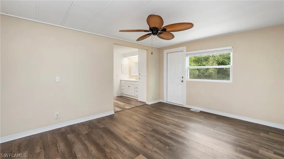 Photo of 851 Manatee Road
