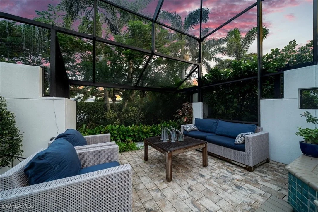 Photo of 367 5th Avenue N