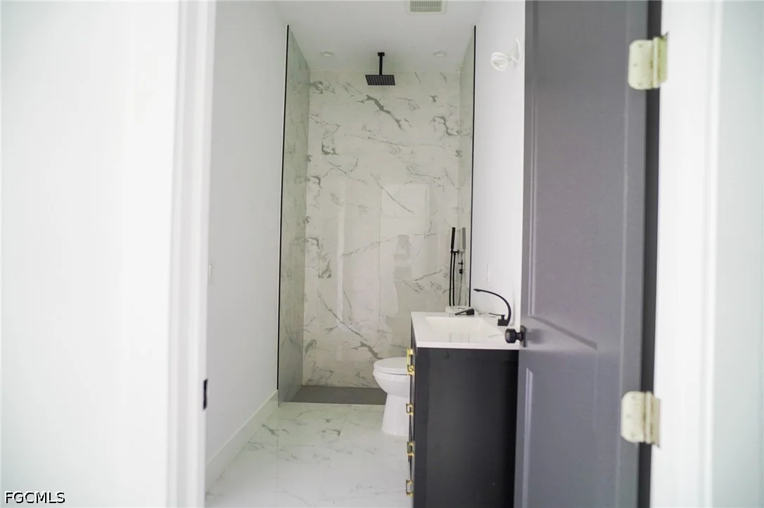 Photo of 812 Chapel Avenue