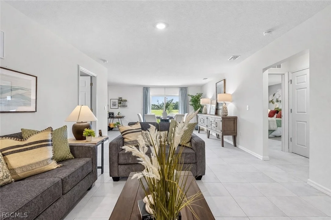 Photo of 5008 Spinnaker Road