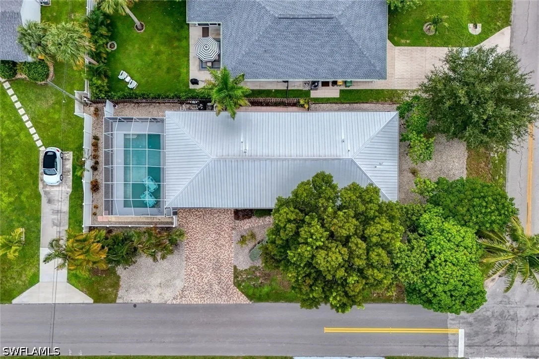 Photo of 601 97th Avenue N