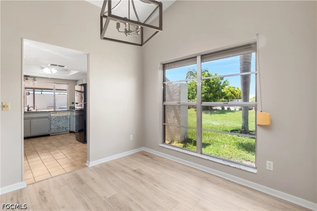 Photo of 9749 Maplecrest Circle