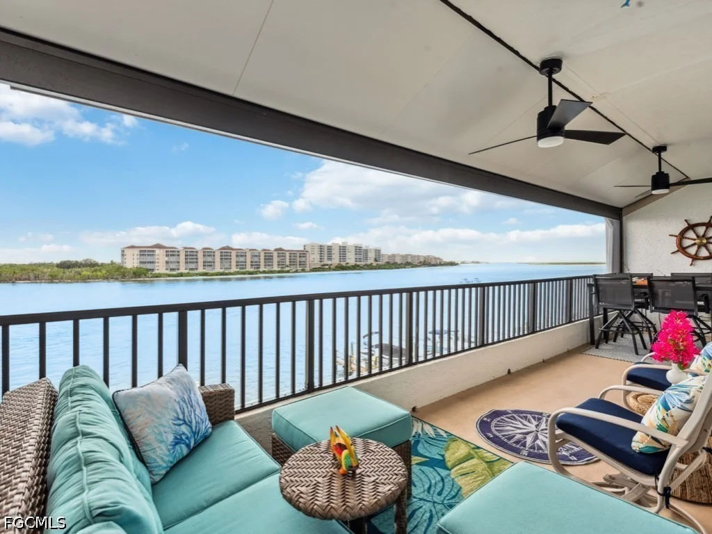 Photo of Unit 232 at 232 La Peninsula Boulevard