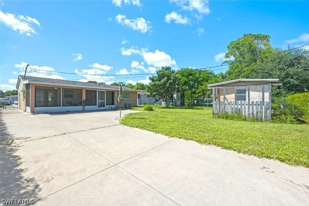 Photo of 5449 Hardee Street