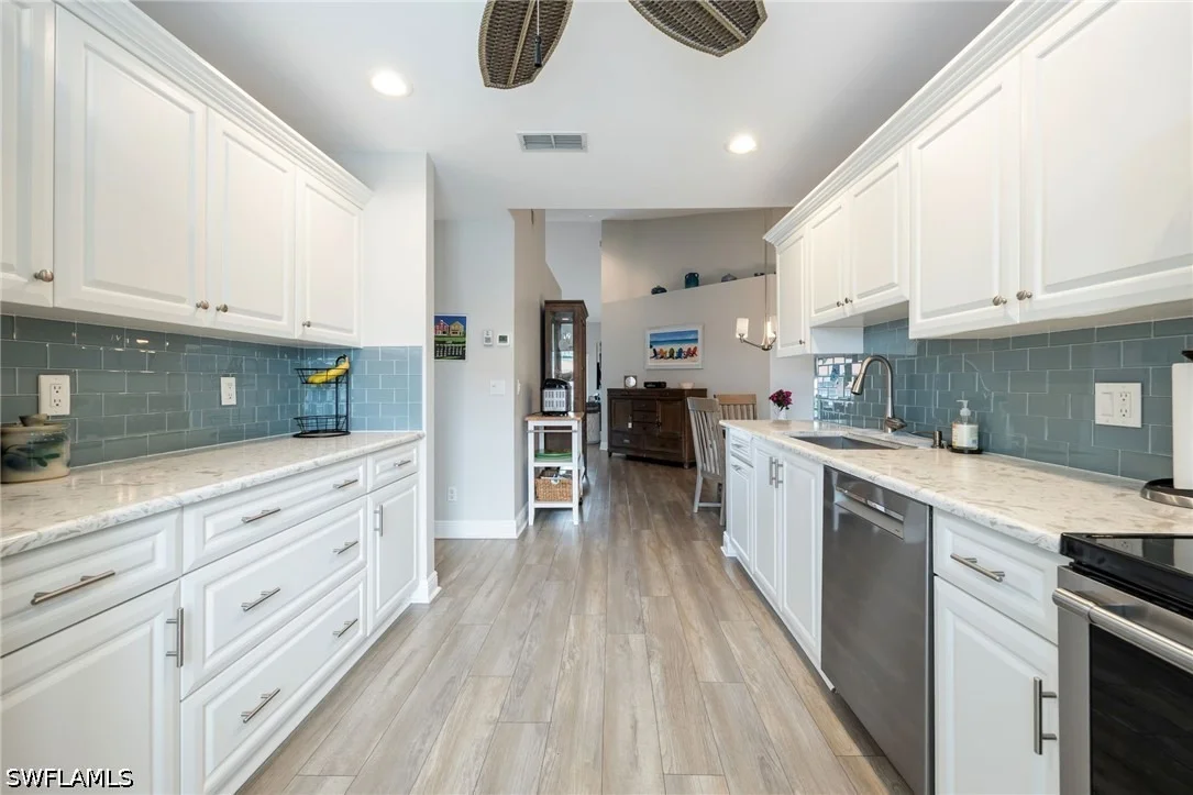 Photo of Unit 201 at 624 Windsor Square
