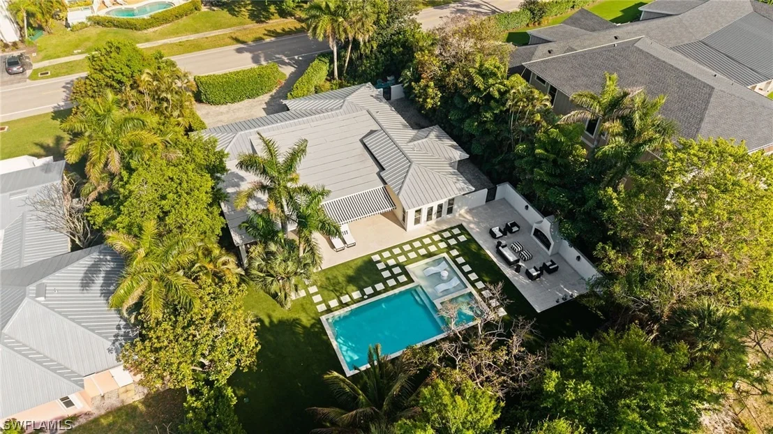 Photo of 1949 ALAMANDA Drive