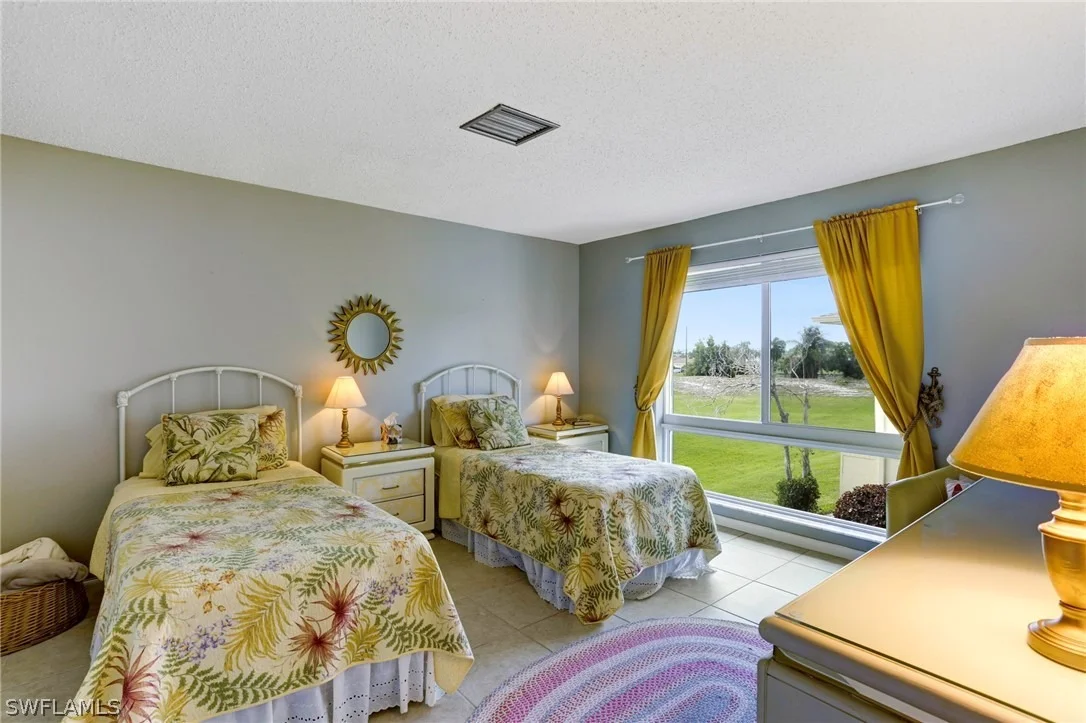 Photo of Unit 732 at 355 Palm Drive
