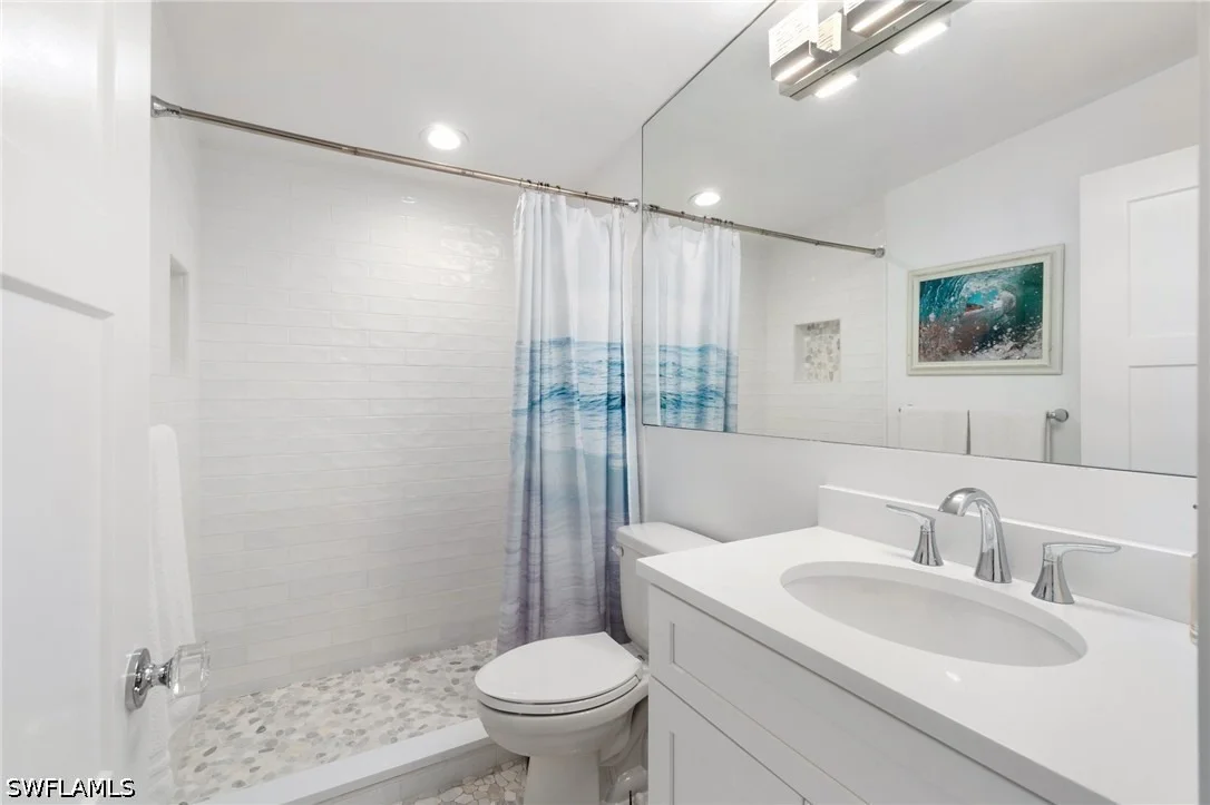 Photo of 2180 Harbor Lane