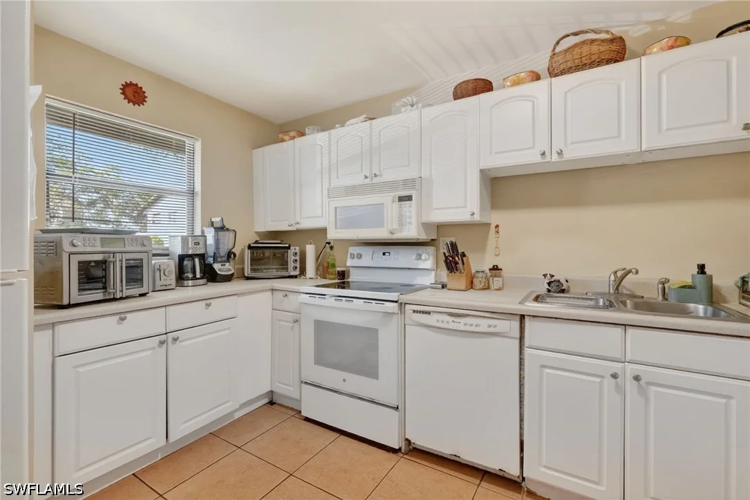 Photo of Unit L102 at 5232 Treetops Drive