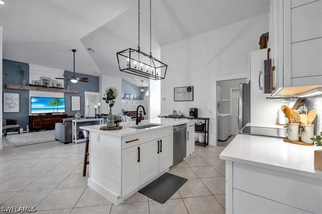 Photo of 488 Henley Drive