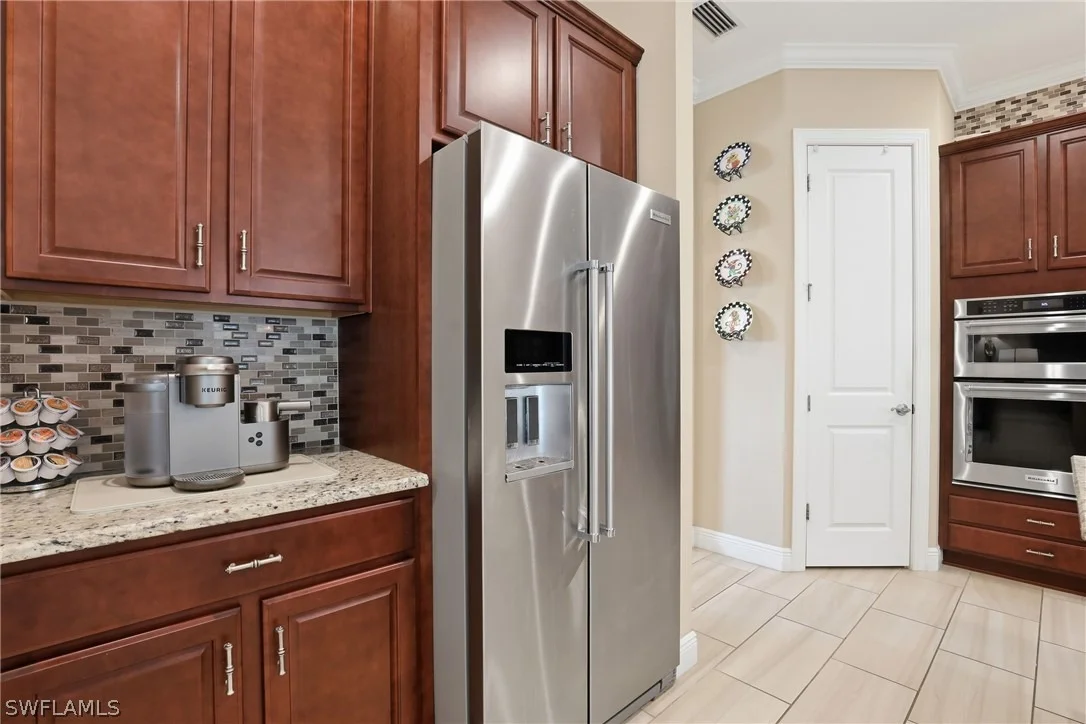 Photo of 2303 Somerset Place