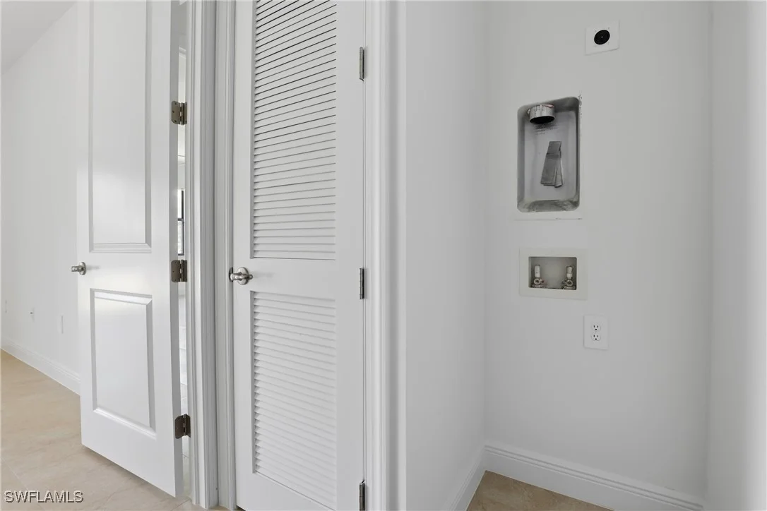 Photo of 2167 Della Drive