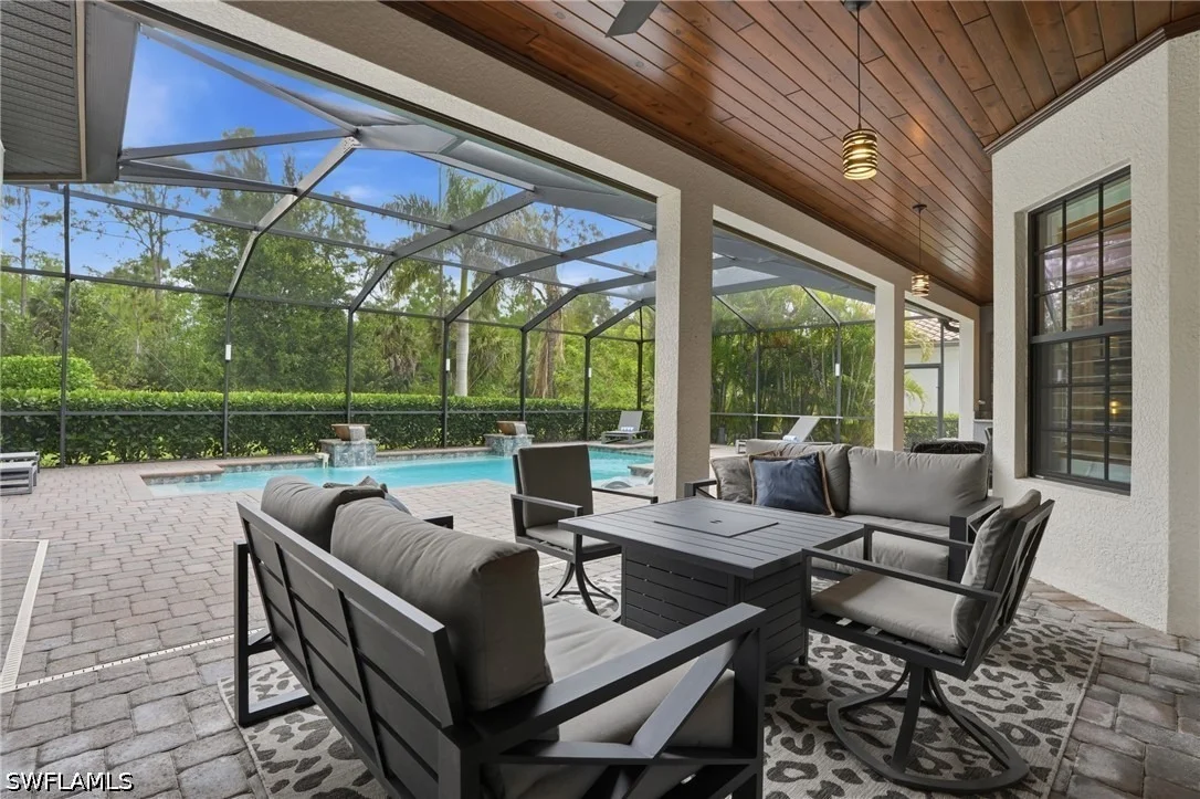 Photo of 2327 Somerset Place