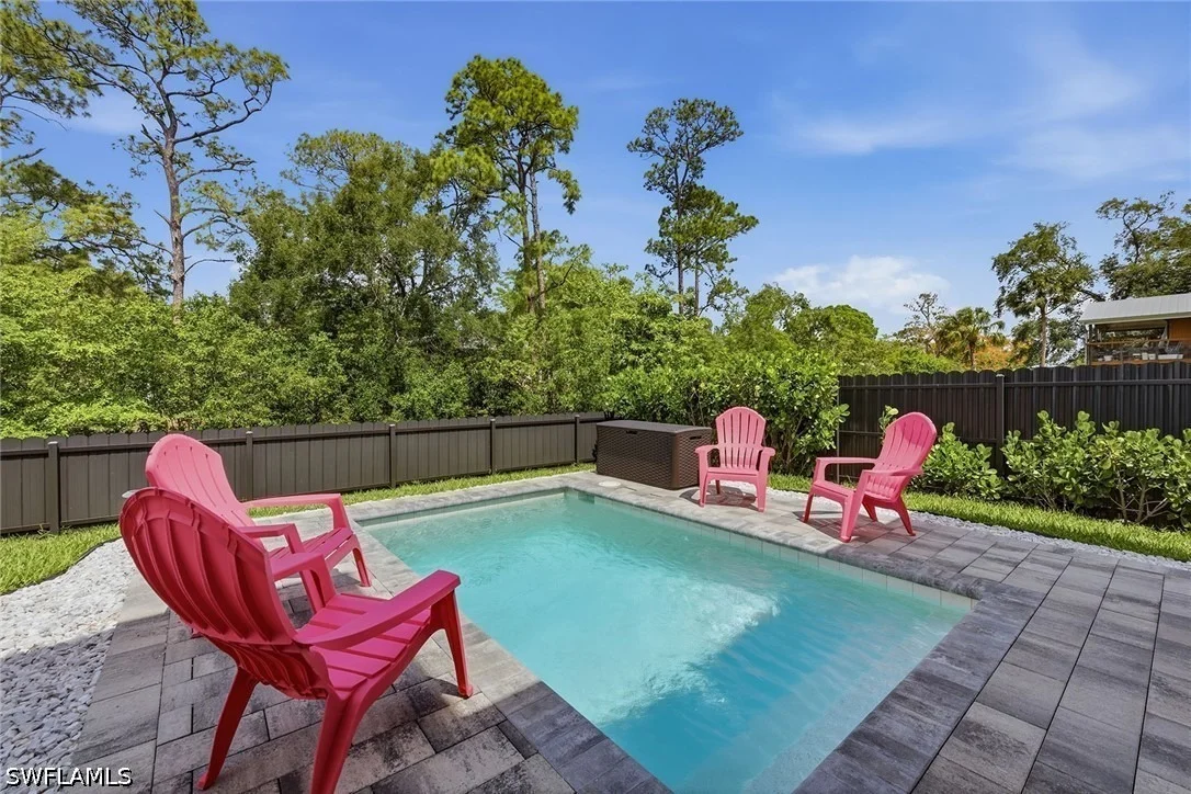 Photo of 3384 Canal Street