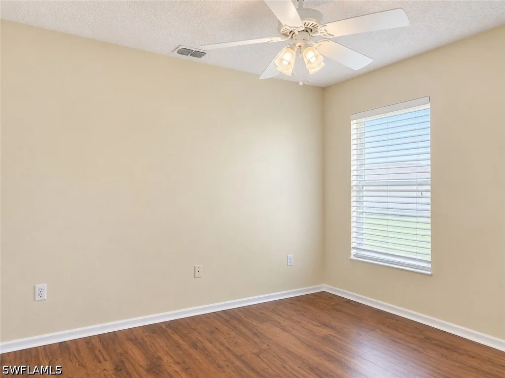 Photo of 407 BRIARTON Drive