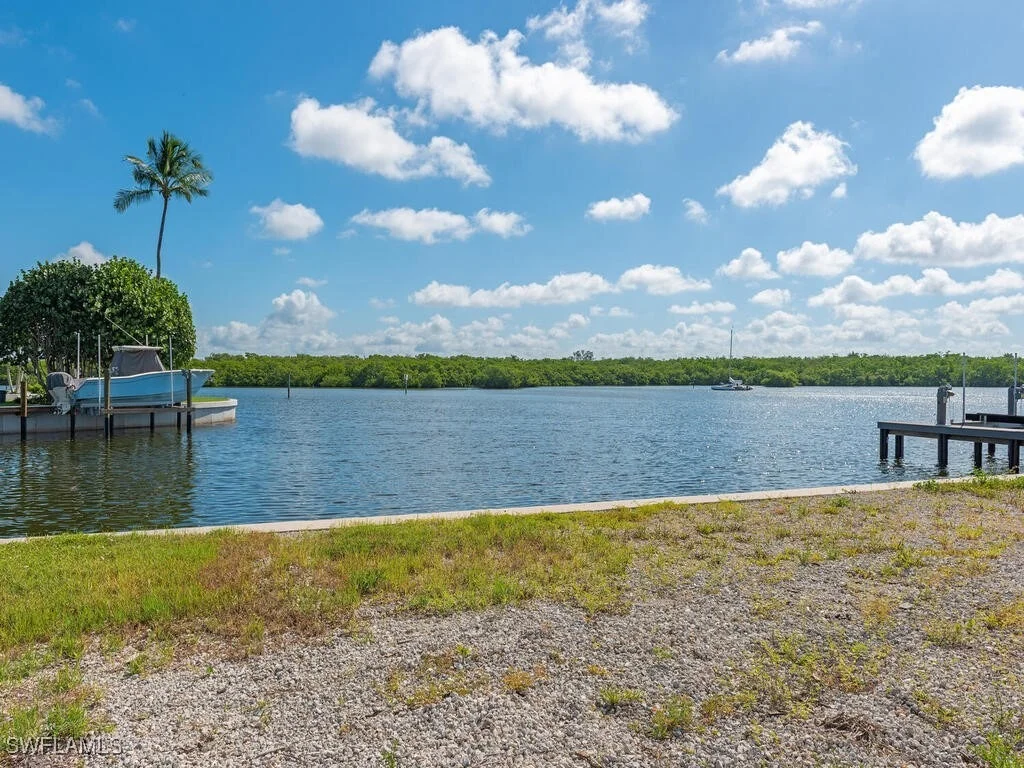 Photo of 2375 TARPON Road