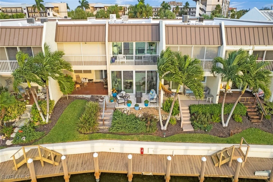 Photo of Unit 209 at 800 River Point Drive