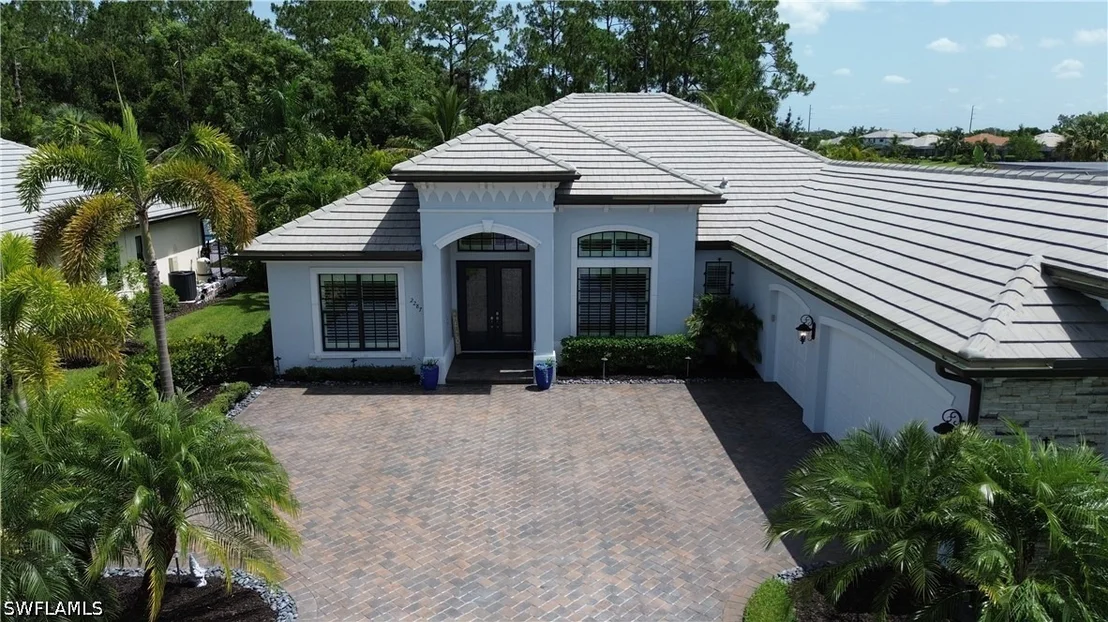 Photo of 2287 Somerset Place