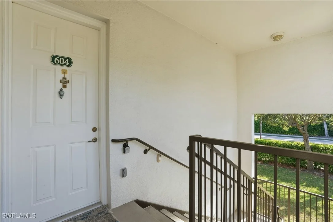 Photo of Unit 604 at 970 Peggy Circle