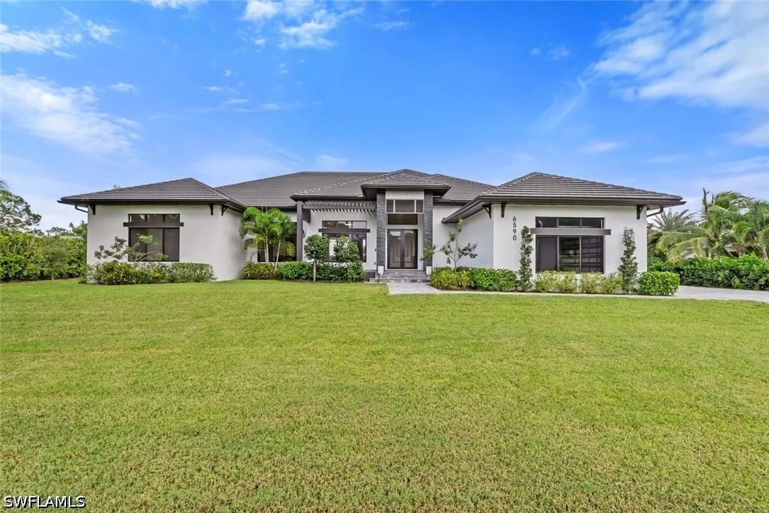 Photo of 6590 Trail Boulevard