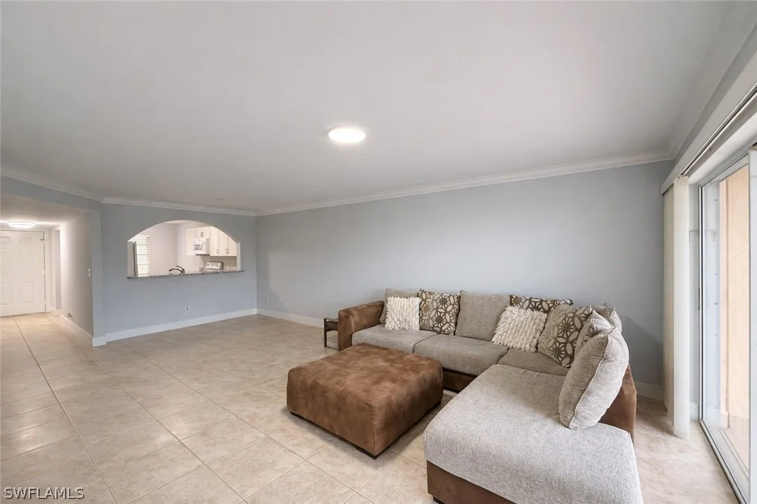 Photo of Unit E104 at 534 Augusta Boulevard